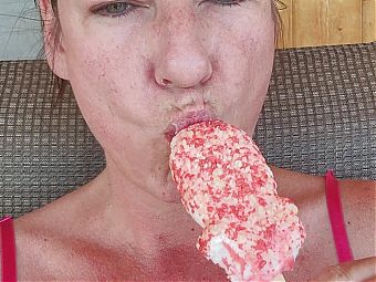 Suck you up and Eat me with your Sexiest American Milf